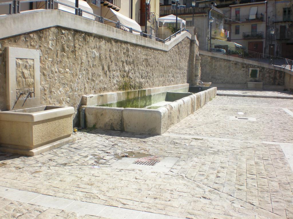 Casa Salvaggio Hotel Grotte  Bagian luar foto